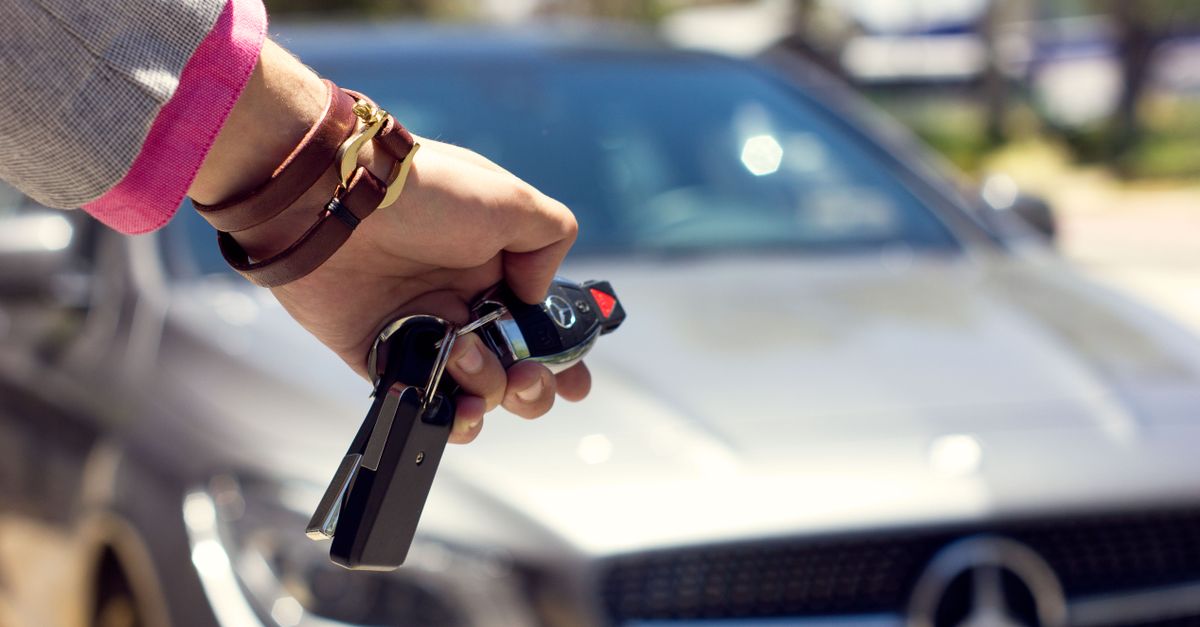 Hyundai car key fob — Hillsdale Locksmith Corp