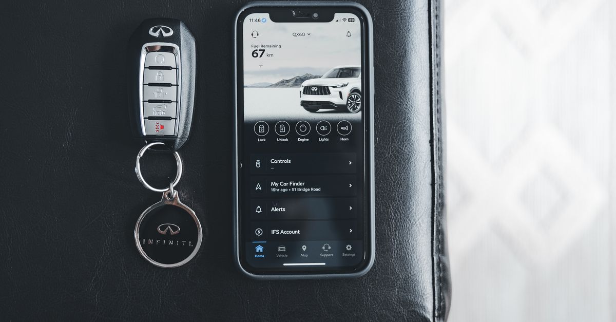 Nissan car key fob — Hillsdale Locksmith Corp