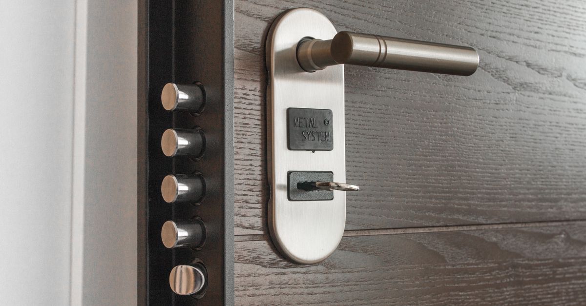 locksmith service technician — Hillsdale Locksmith Corp